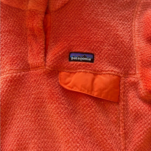 Patagonia Women’s 1/4 Snap Polartec Pro - Picture 2 of 4